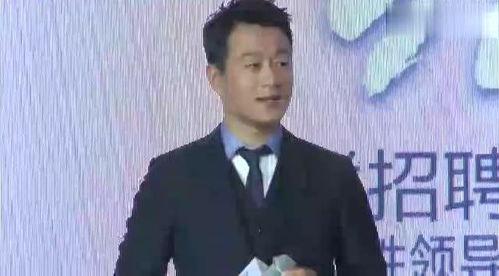 明星老婆男男,男男生之间的温馨互动