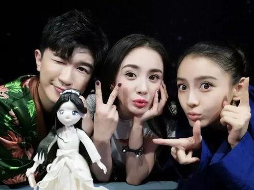 娱乐吃瓜闺蜜视频在线观看,娱乐吃瓜视频在线观看,笑料连连